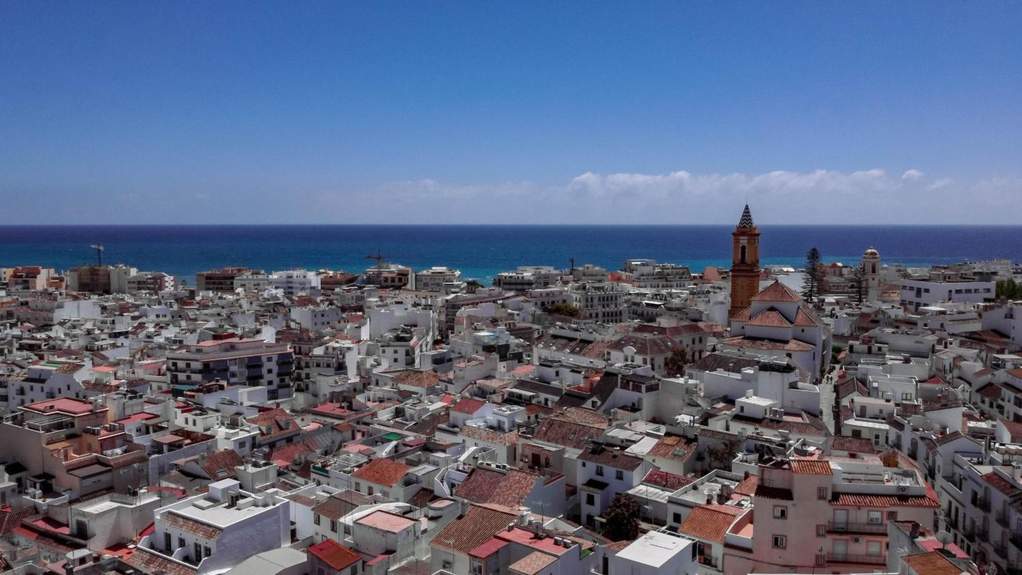 Seaclub Suites Estepona Kültér fotó